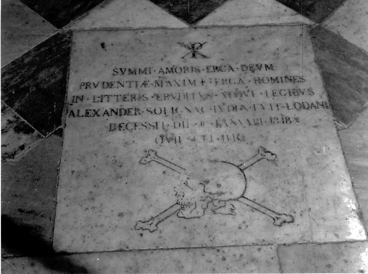 lapide tombale, opera isolata - bottega ligure (prima metà sec. XIX)