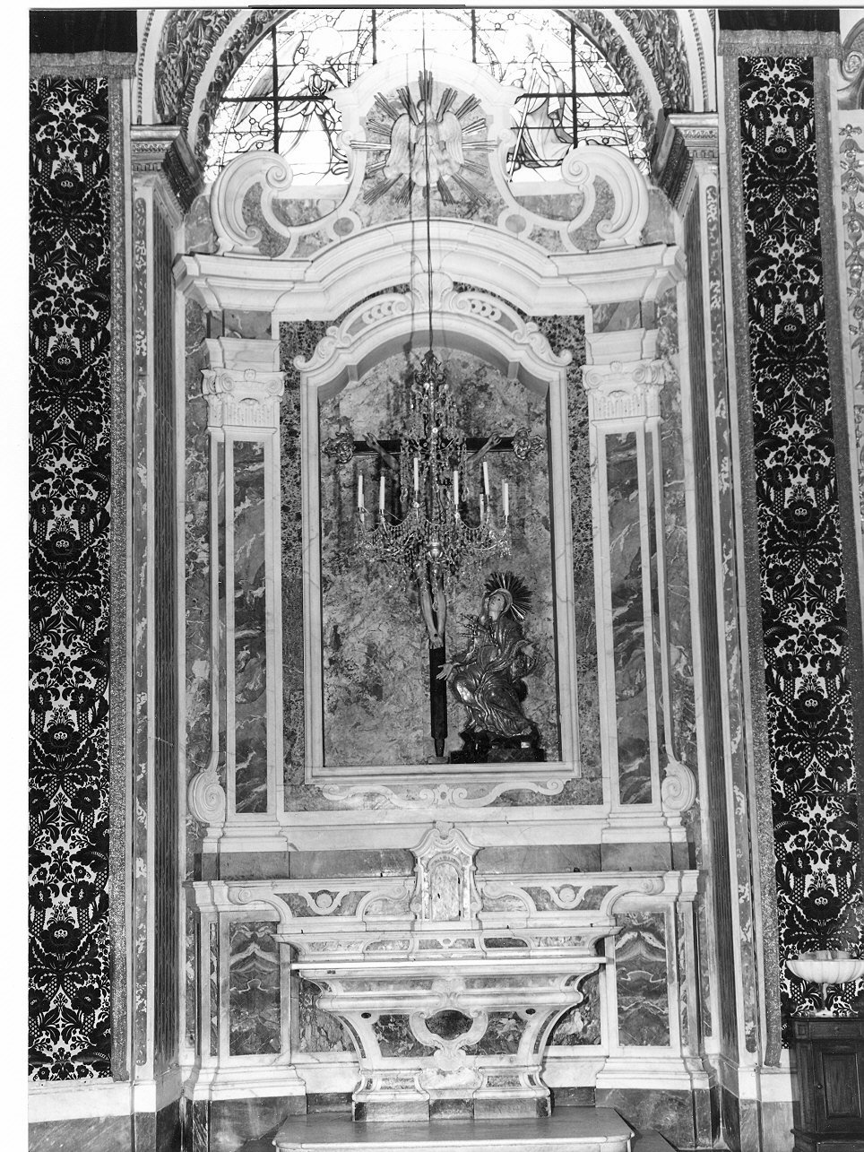 pellicano che imbocca i piccoli nel nido (altare, opera isolata) di Aprile Giovanni Battista (fine sec. XVIII)