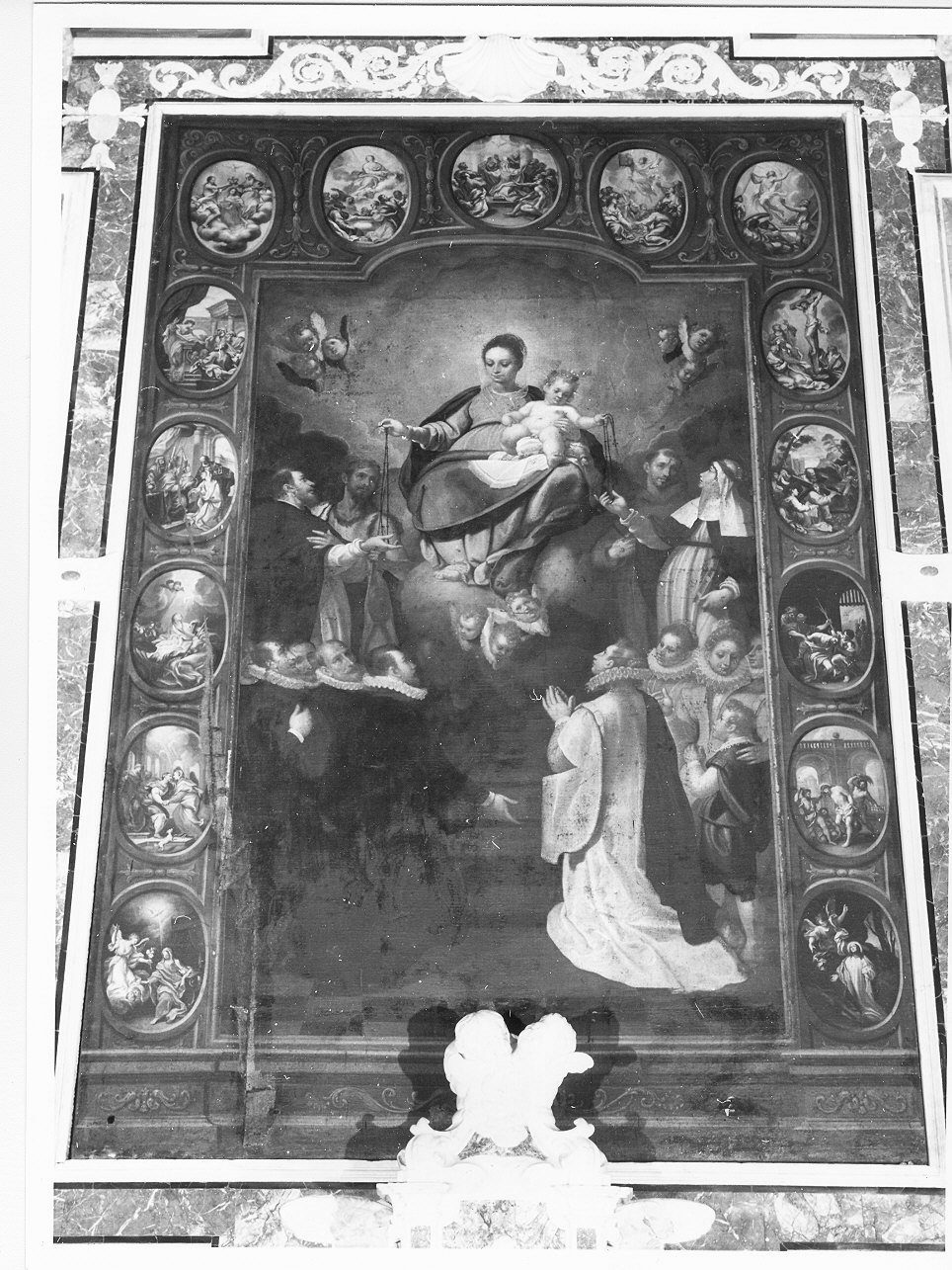 Madonna del Rosario con San Domenico e Santa Caterina, santi e misteri del rosario (dipinto, opera isolata) di Castello Castellino (attribuito) - ambito genovese (prima metà sec. XVII)