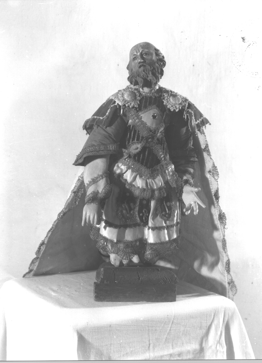 Re Magio vecchio (statuetta di presepio, elemento d'insieme) di Maragliano Anton Maria (maniera) (secc. XVII/ XX)