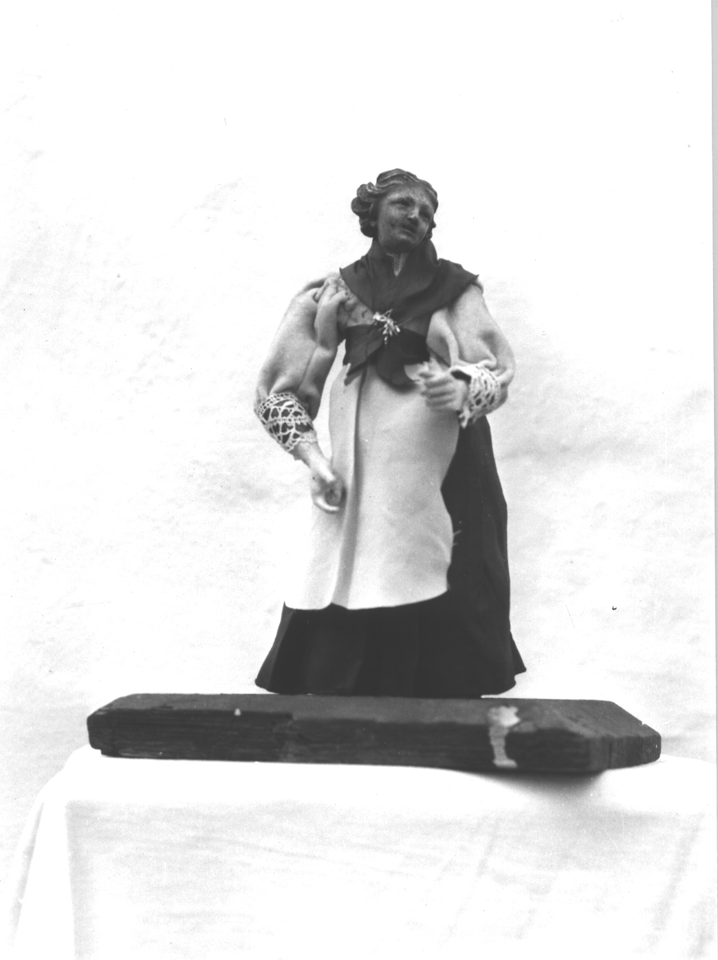 contadina (statuetta di presepio, elemento d'insieme) di Maragliano Anton Maria (bottega) (secc. XVII/ XX)