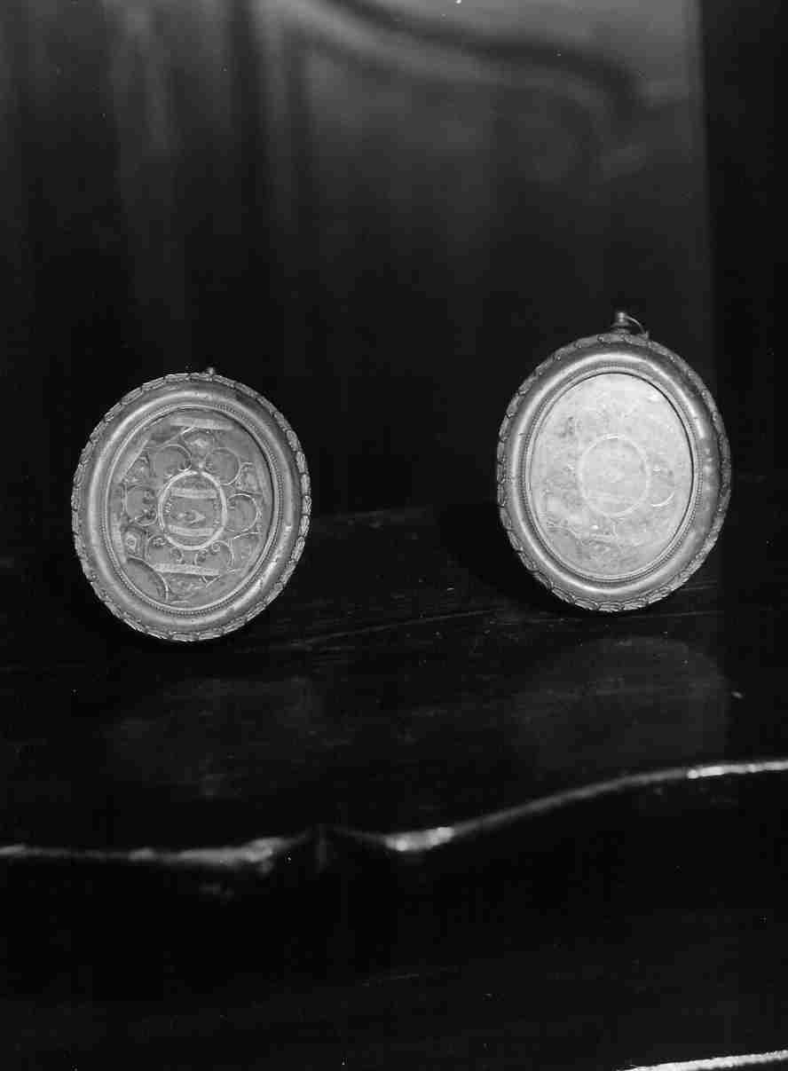 reliquiario a capsula - a medaglione, coppia - bottega ligure (prima metà sec. XIX)