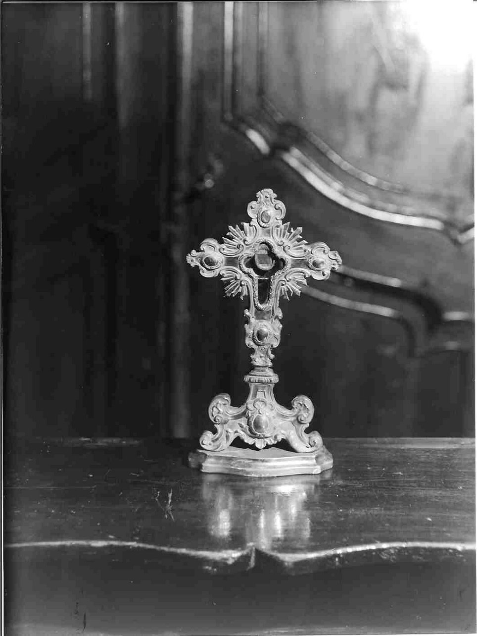 reliquiario - a croce, opera isolata - bottega ligure (sec. XIX)