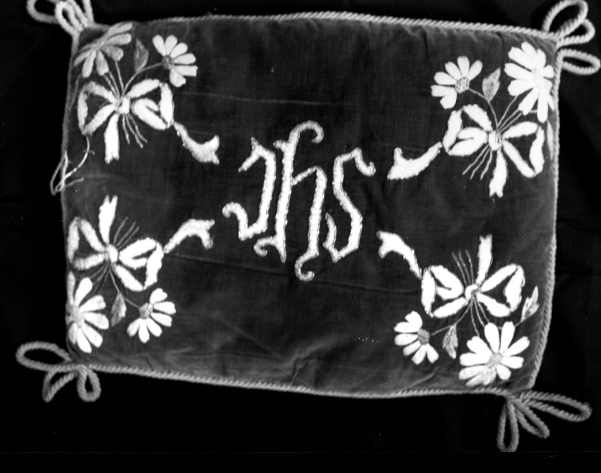 cuscino, coppia - manifattura ligure (primo quarto sec. XX)