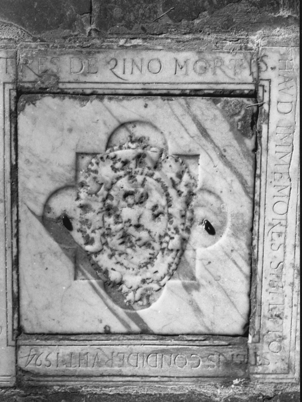 stemma (lapide tombale, opera isolata) - bottega italiana (sec. XVI)