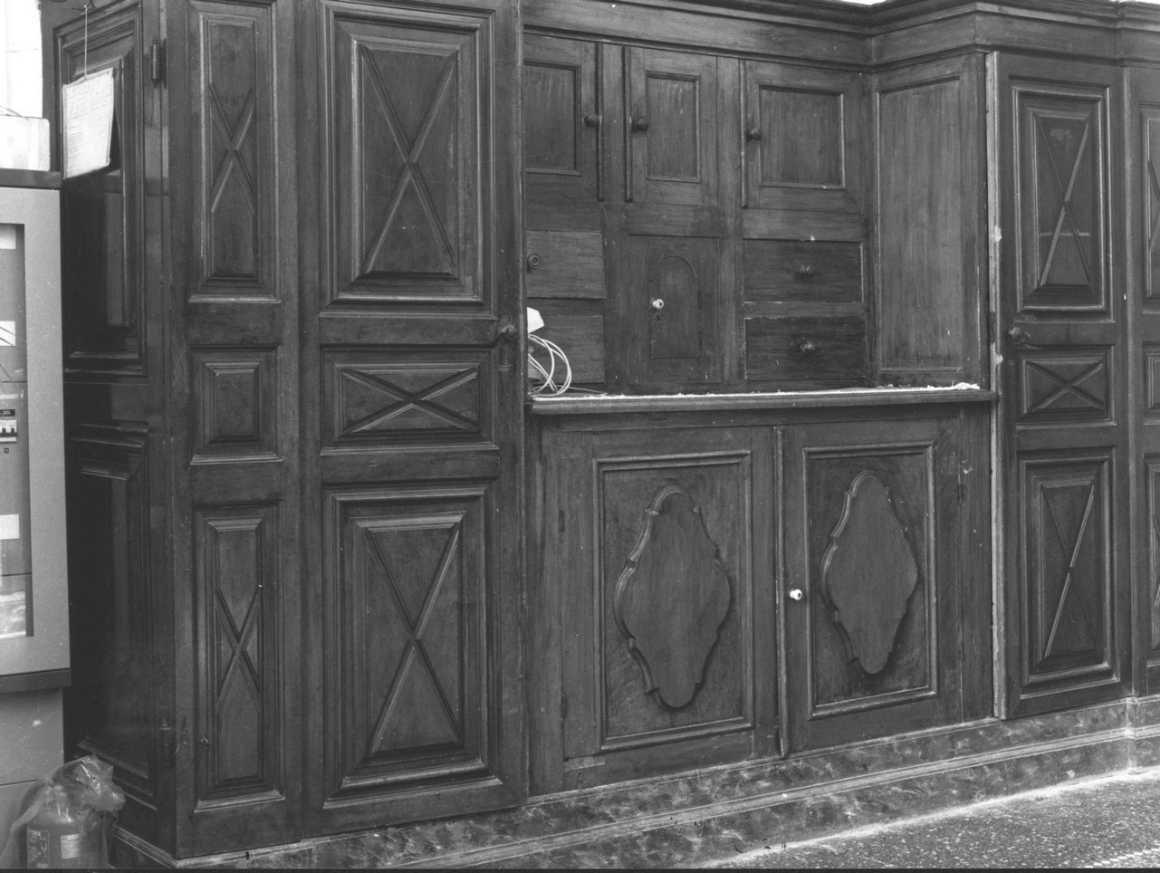 armadio da sacrestia, opera isolata - bottega ligure (sec. XVIII)