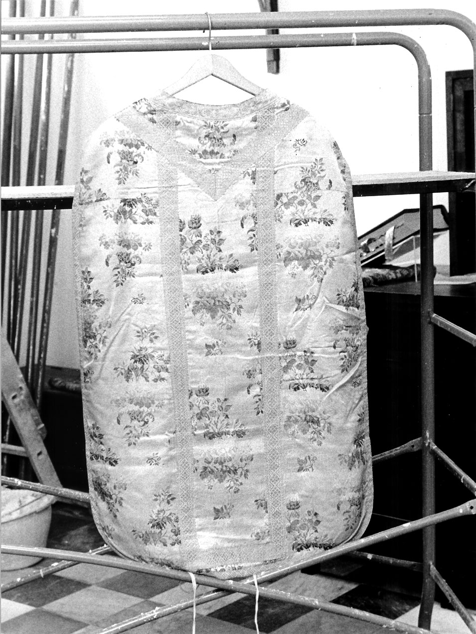 motivi decorativi floreali (pianeta, elemento d'insieme) - manifattura ligure (sec. XIX)