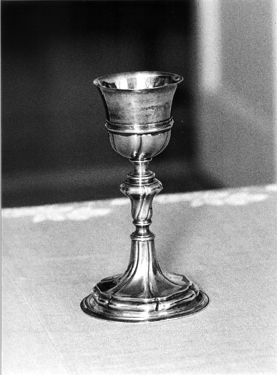 motivi decorativi vegetali stilizzati (calice, opera isolata) - manifattura genovese (sec. XIX)