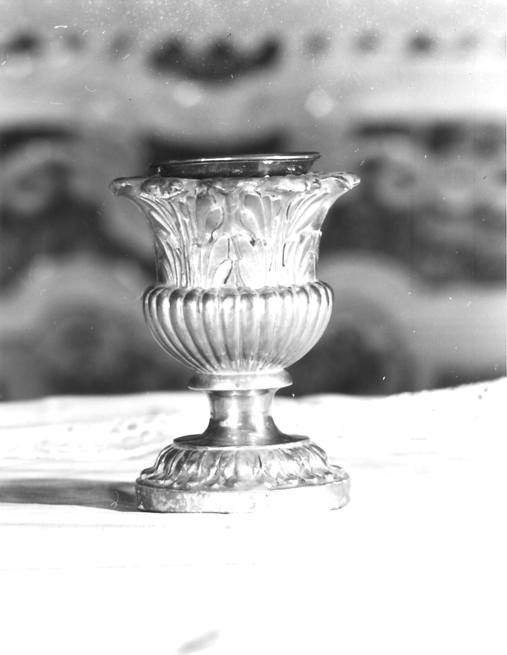 motivi decorativi vegetali (vaso d'altare, coppia) - manifattura ligure (prima metà sec. XIX)