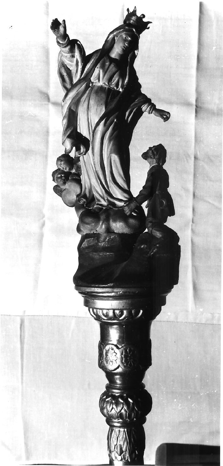 Madonna della Misericordia (mazza processionale, coppia) di Brilla Stefano (attribuito) (seconda metà sec. XVIII)