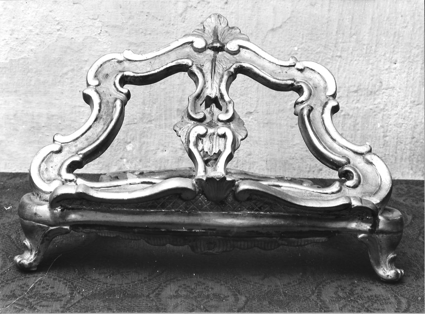 motivo decorativo fitomorfo (leggio) - manifattura ligure (seconda metà sec. XIX)