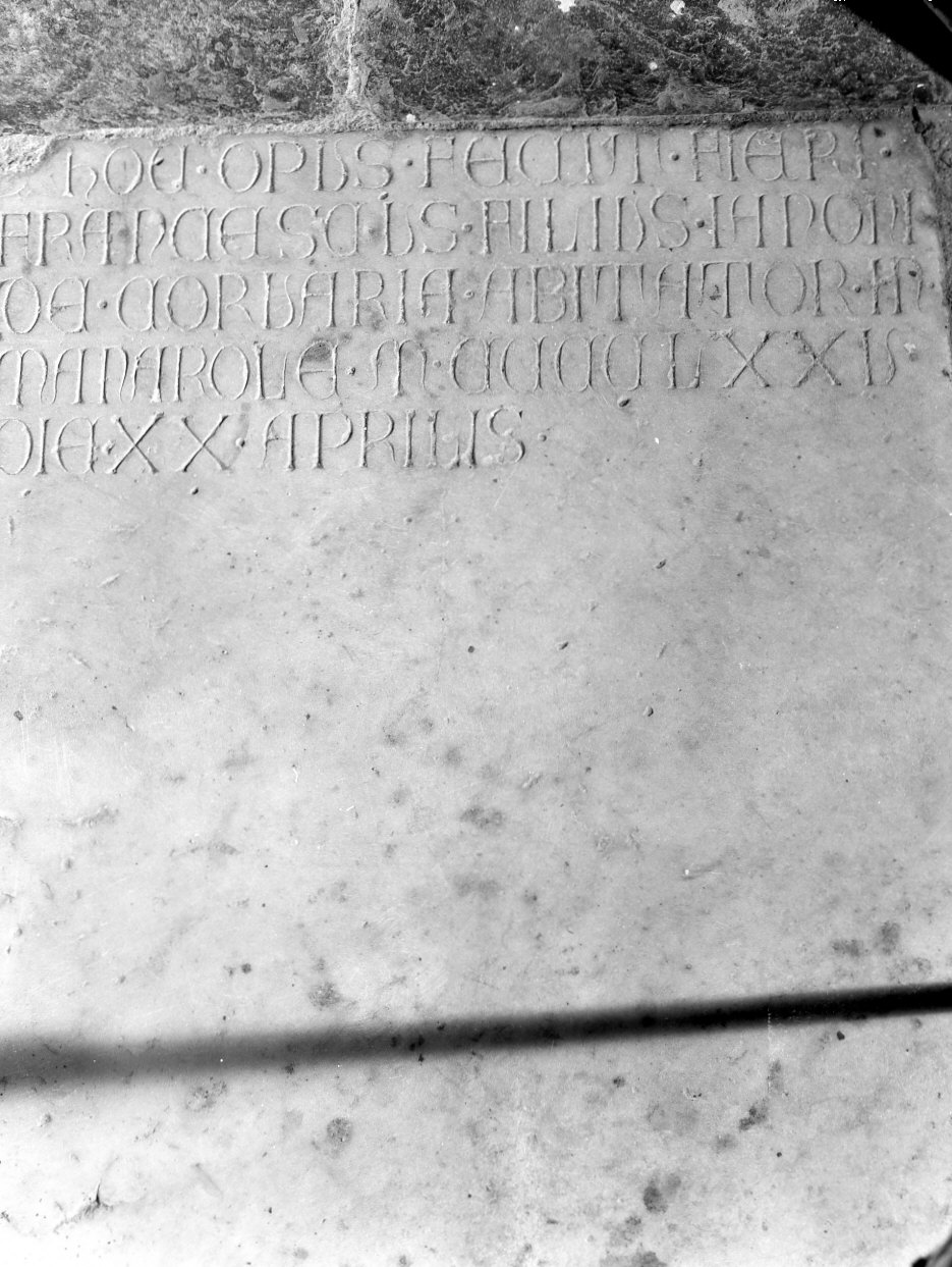 lapide, opera isolata - bottega italiana (sec. XV)