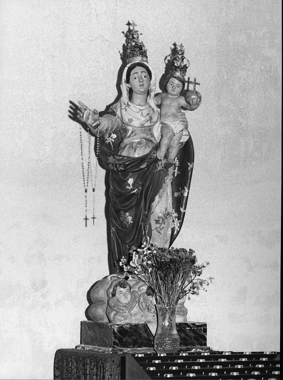 Madonna con Bambino (gruppo scultoreo, opera isolata) - bottega ligure (sec. XIX)