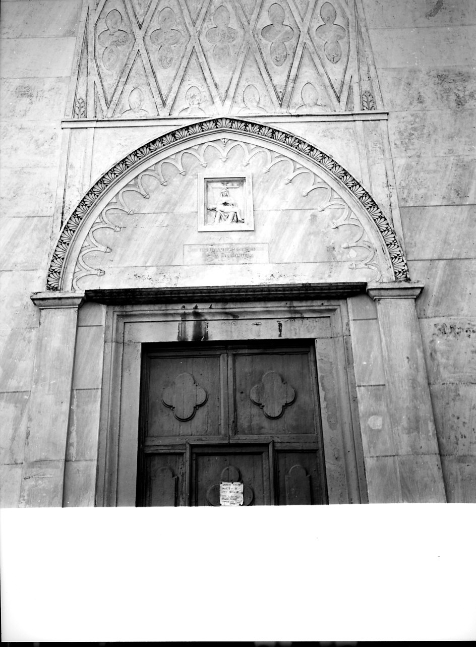 Pietà (rilievo, opera isolata) - bottega lombarda (seconda metà sec. XV)