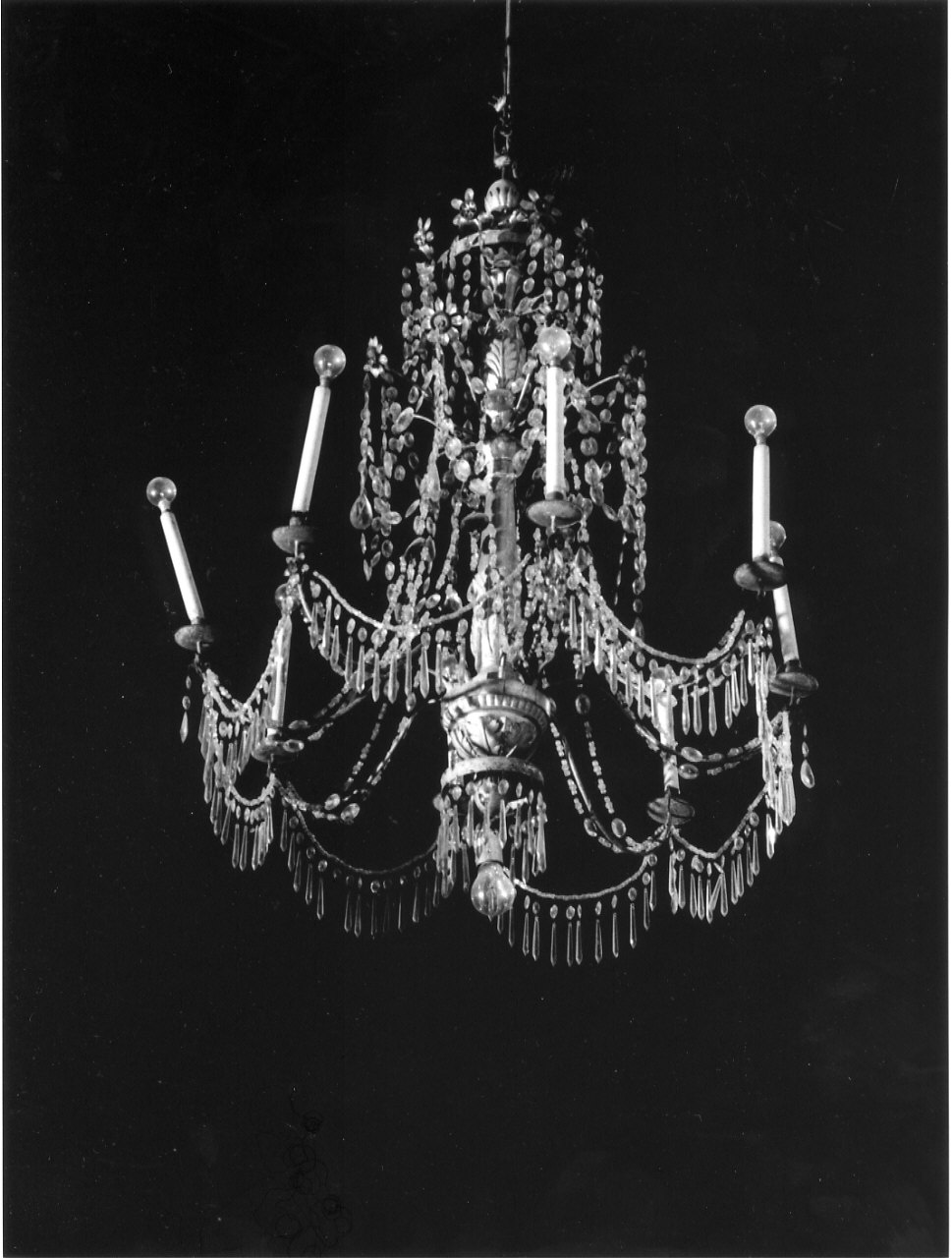 lampadario, opera isolata - bottega ligure (seconda metà sec. XIX)