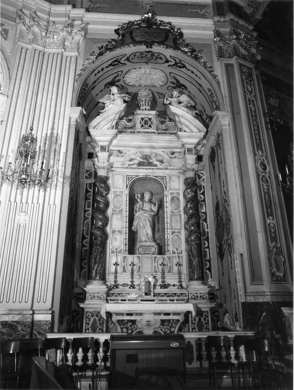 altare, insieme - bottega ligure (prima metà sec. XVIII)