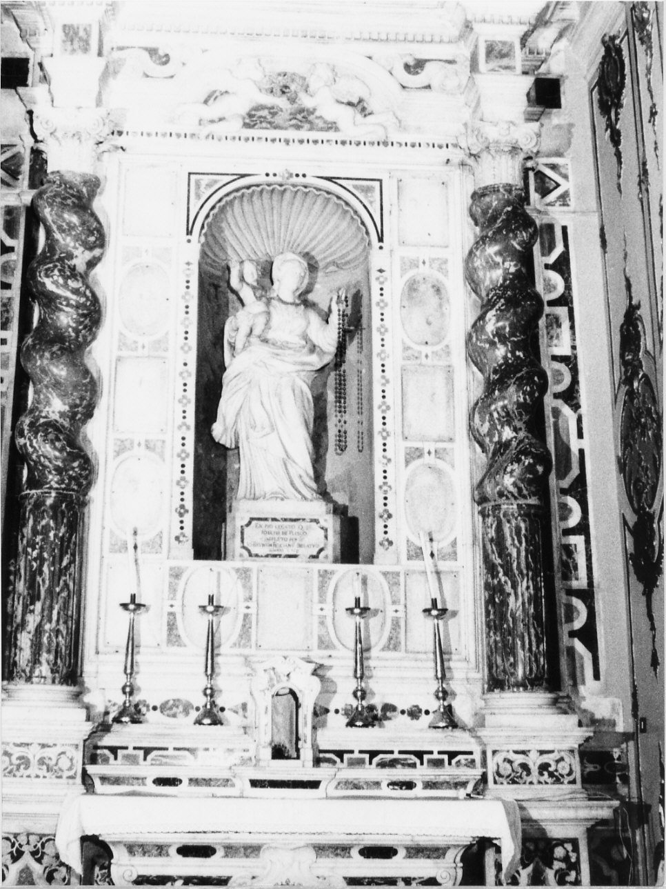 Madonna del Rosario (scultura, opera isolata) - bottega ligure (sec. XVIII)