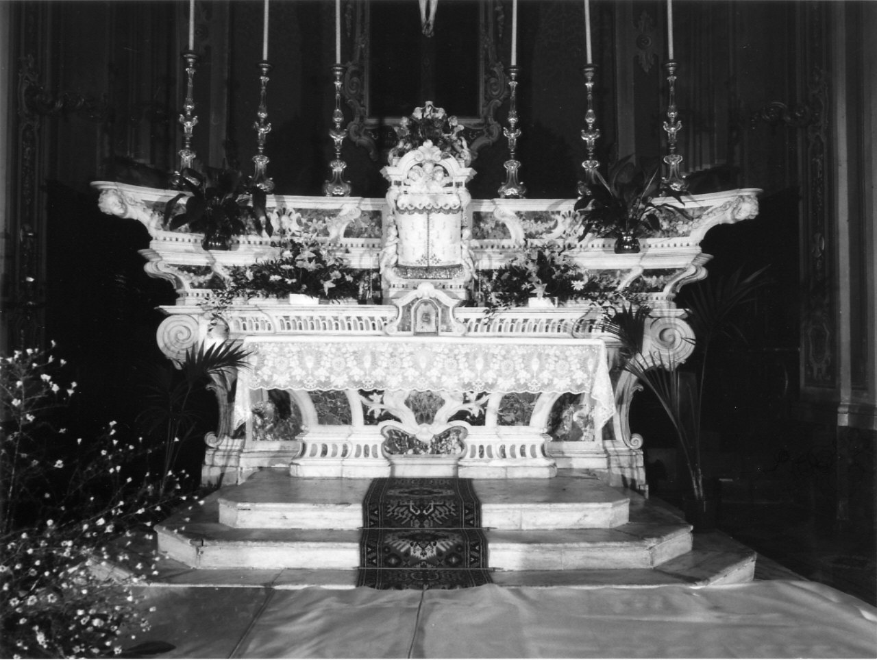 altare maggiore, insieme - ambito ligure (secc. XVIII/ XX)