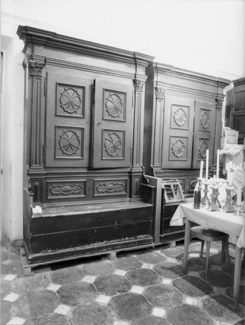 armadio, coppia - bottega ligure (metà sec. XVIII)