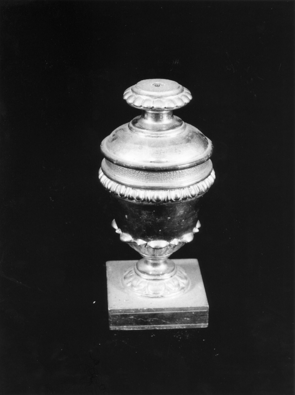 vaso d'altare, serie - bottega ligure (primo quarto sec. XIX)