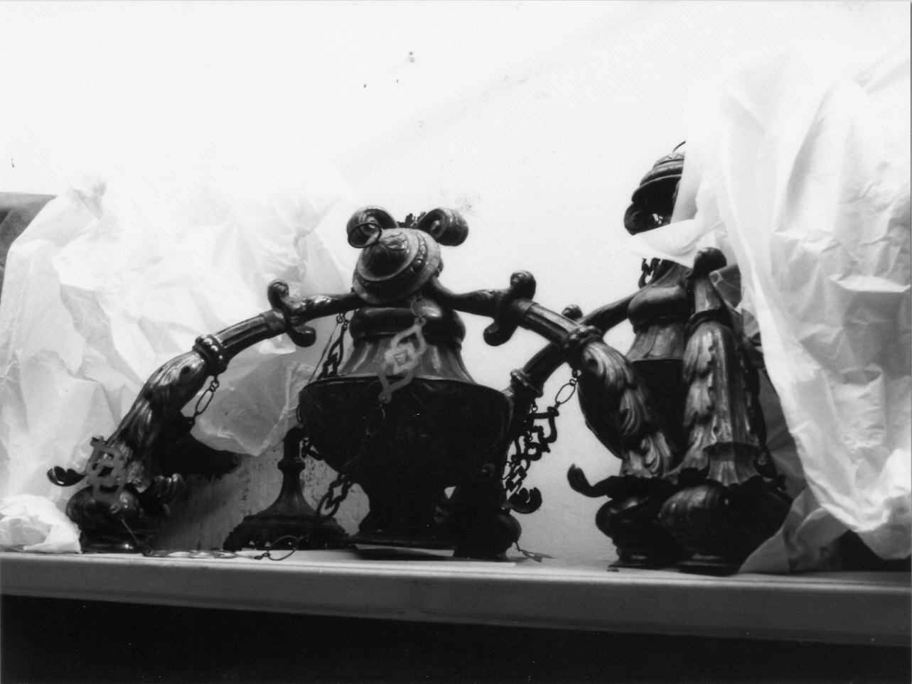 lampada, coppia - bottega ligure (seconda metà sec. XVIII)