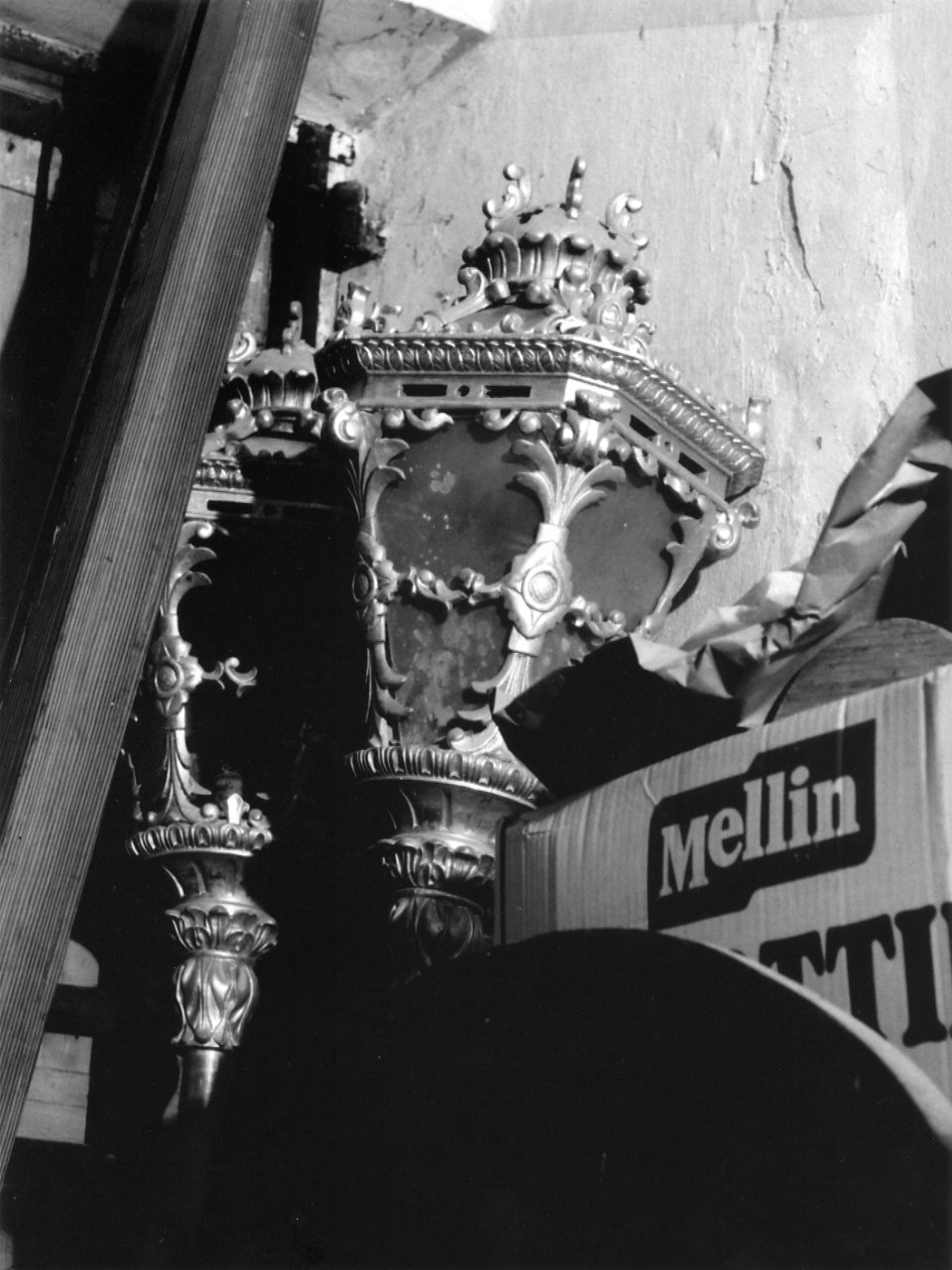 lanterna processionale, coppia - bottega ligure (seconda metà sec. XIX)