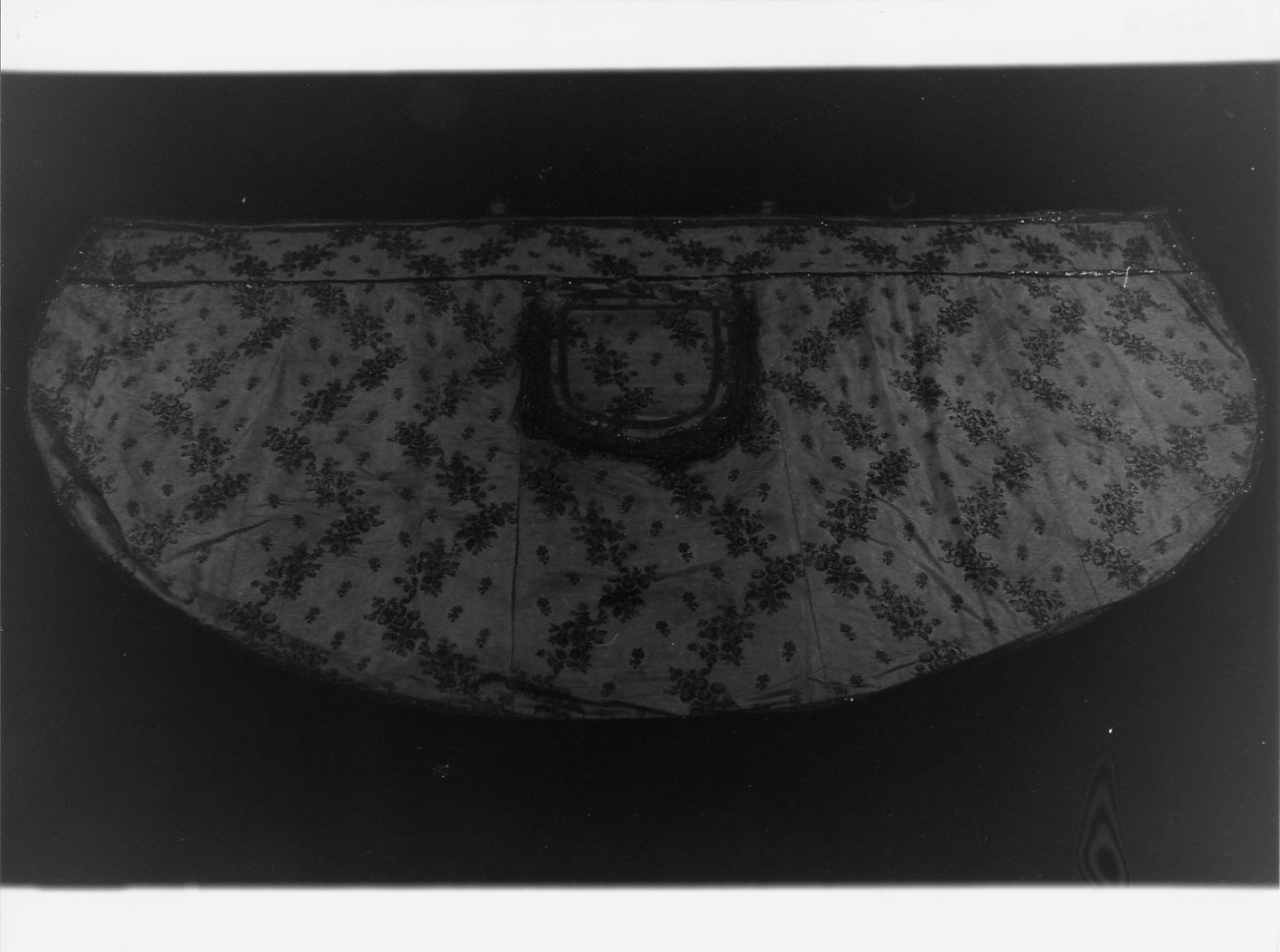 piviale, coppia - manifattura ligure (?) (metà sec. XVIII)