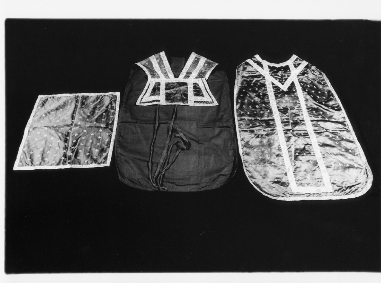 paramento liturgico, insieme - manifattura ligure (?) (seconda metà sec. XVIII)