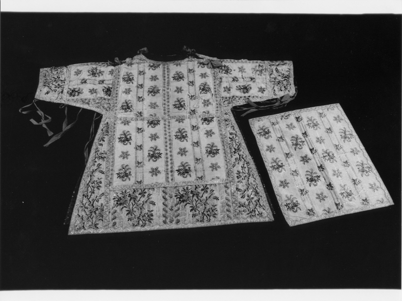 tunicella, elemento d'insieme - manifattura ligure (?) (seconda metà sec. XVIII)