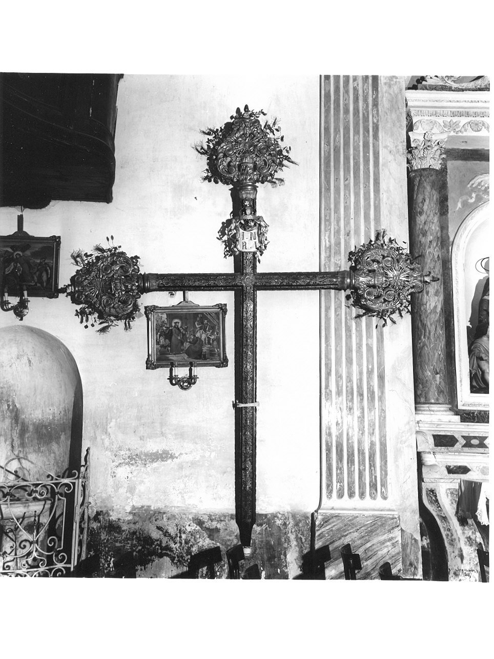 San Maurizio trattiene il cavallo (croce processionale, opera isolata) - bottega ligure (prima metà sec. XIX)