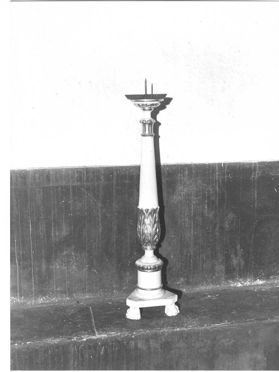 candeliere d'altare, serie - bottega ligure (fine/inizio secc. XIX/ XX)