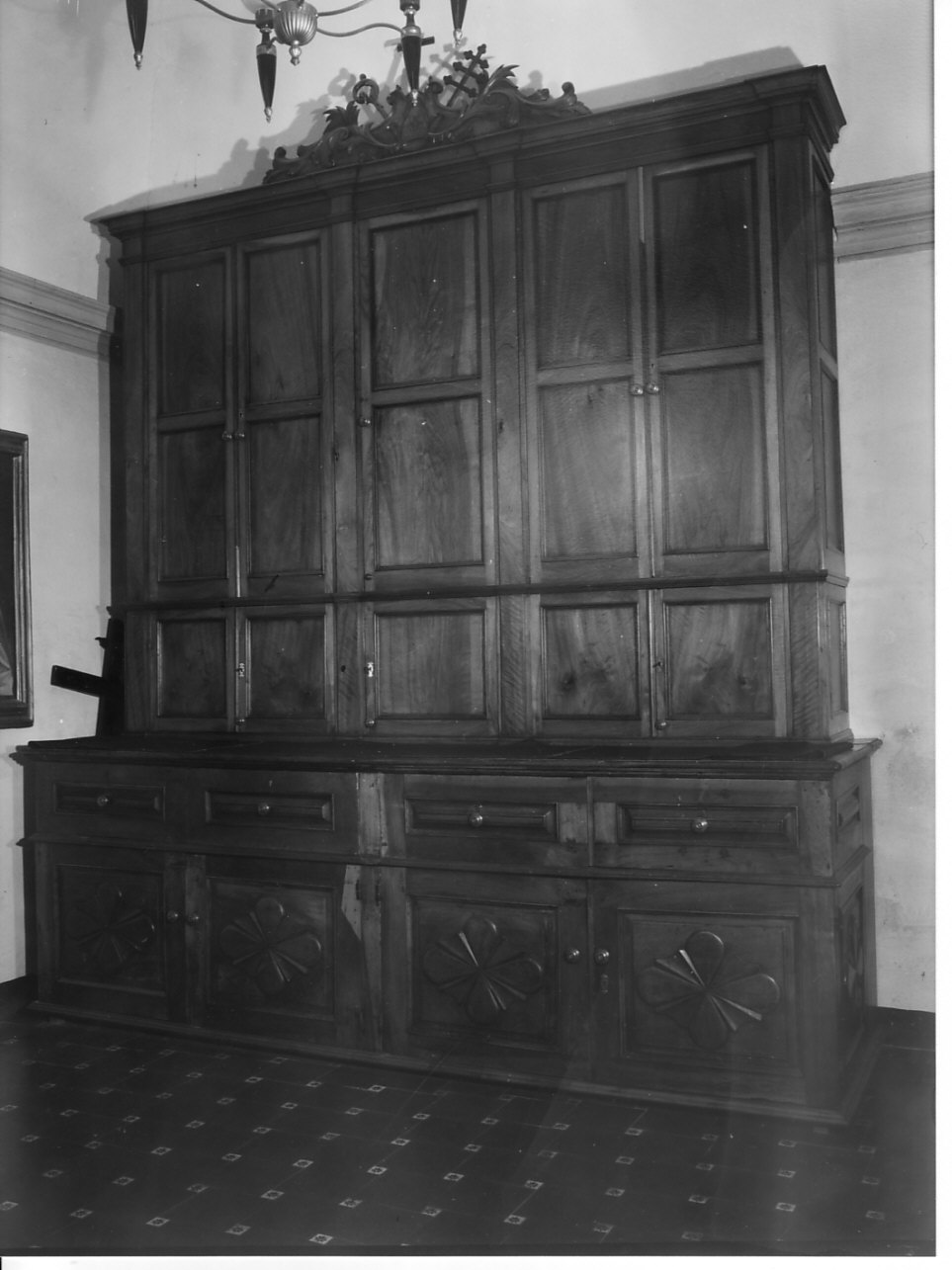 armadio da sacrestia, opera isolata - bottega ligure (primo quarto sec. XVIII)