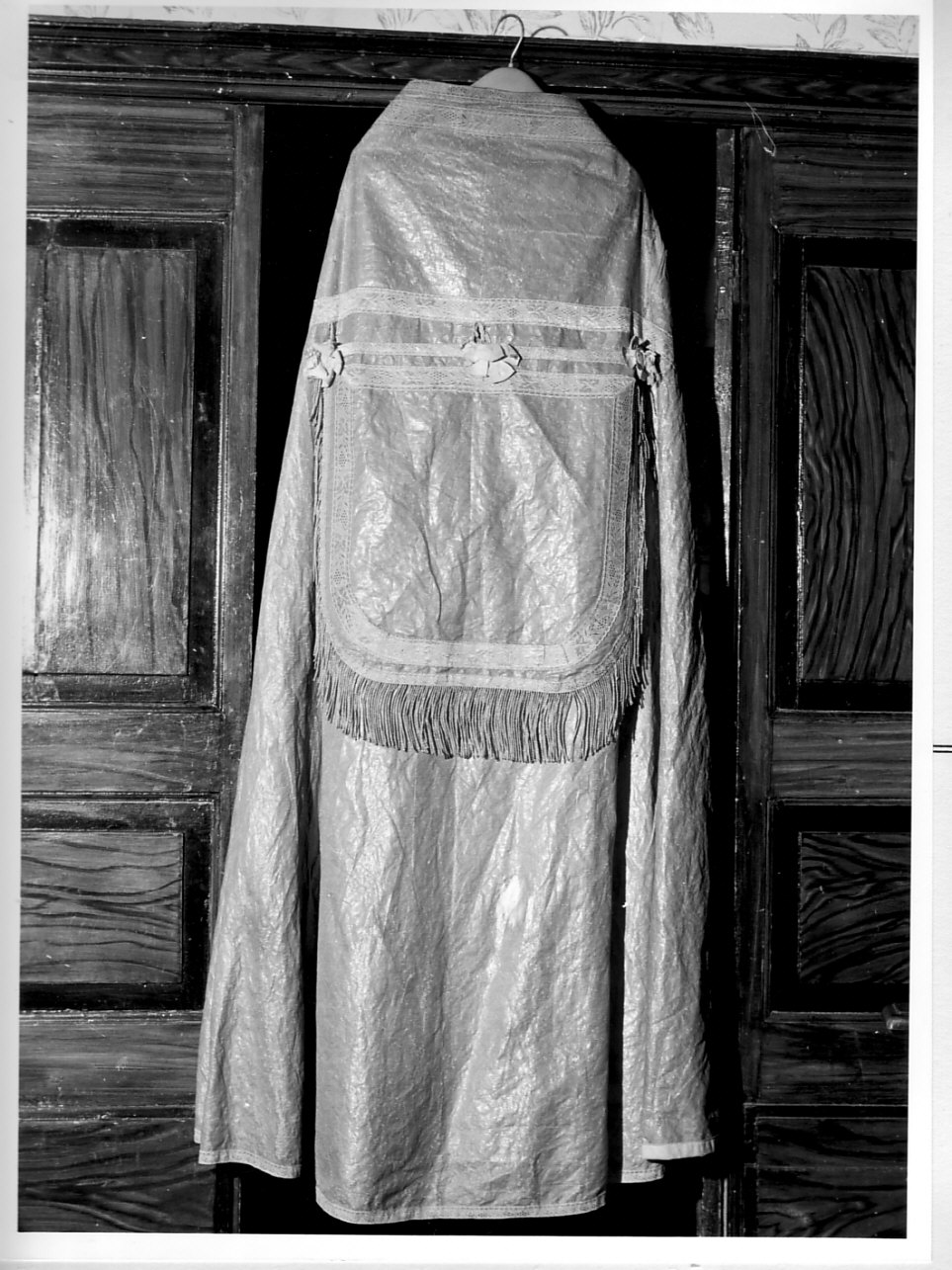 piviale, opera isolata - manifattura ligure (seconda metà sec. XIX)