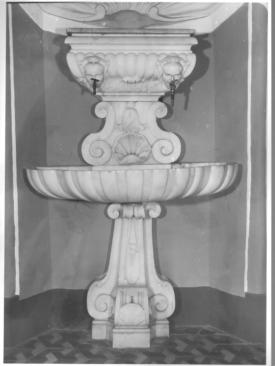 cherubini (lavabo da sacrestia, opera isolata) - bottega ligure (sec. XVIII)