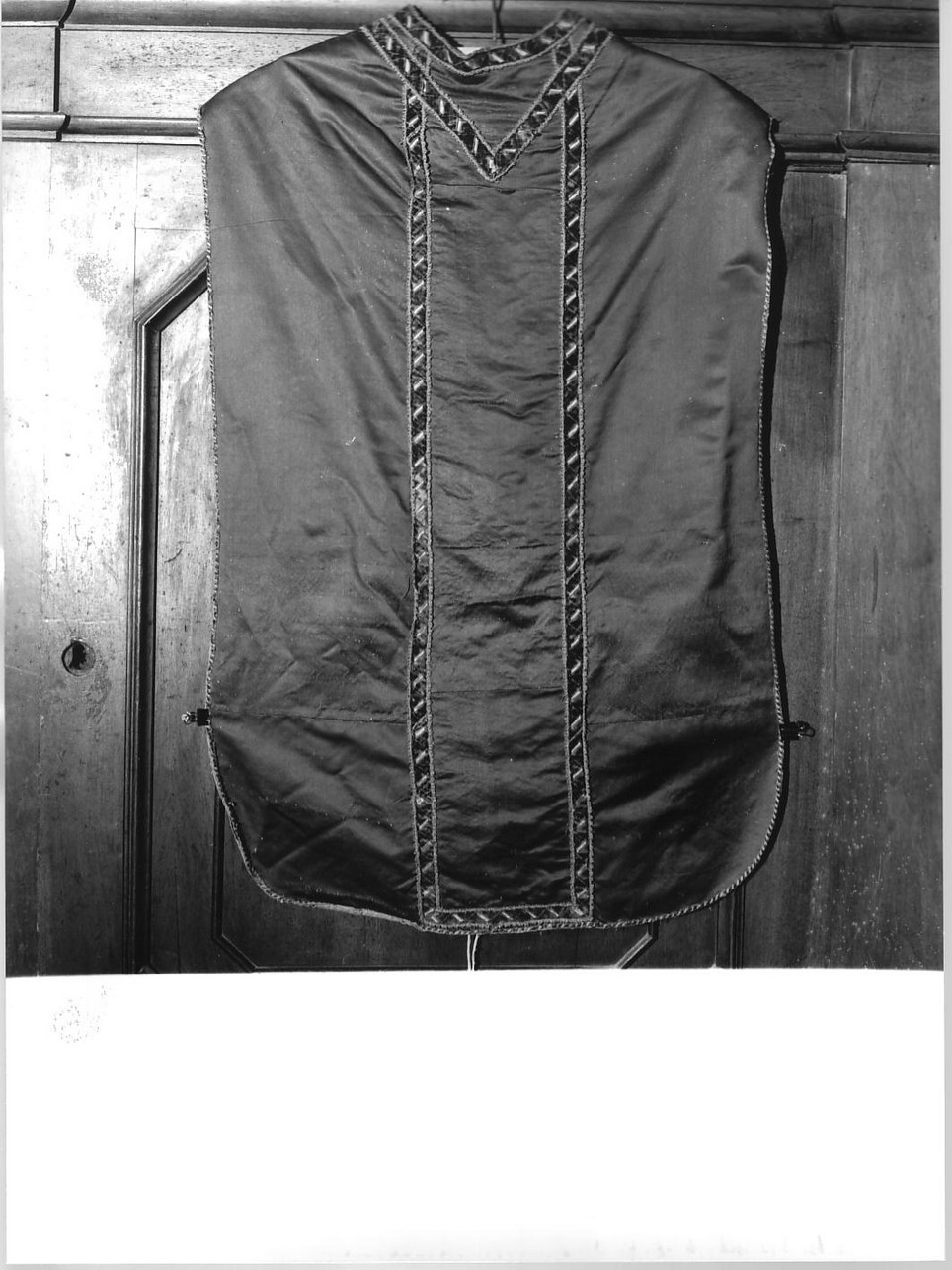 motivi decorativi geometrici (pianeta, elemento d'insieme) - manifattura ligure (sec. XVIII)