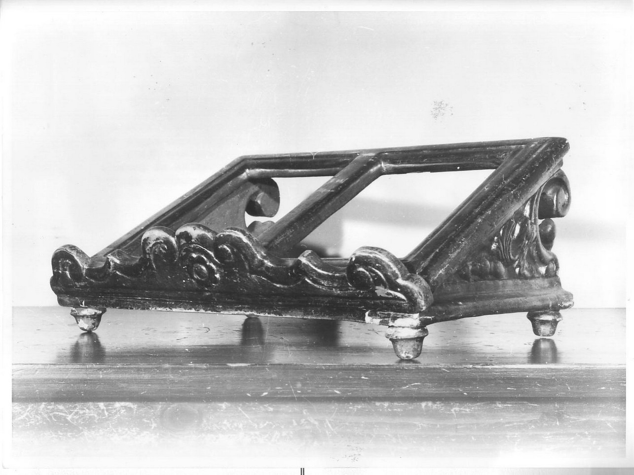 leggio, opera isolata - bottega ligure (fine sec. XIX)