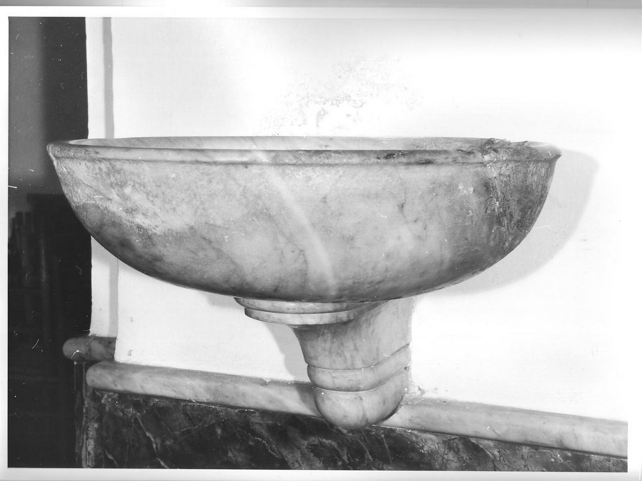 acquasantiera, coppia - bottega ligure (sec. XIX)