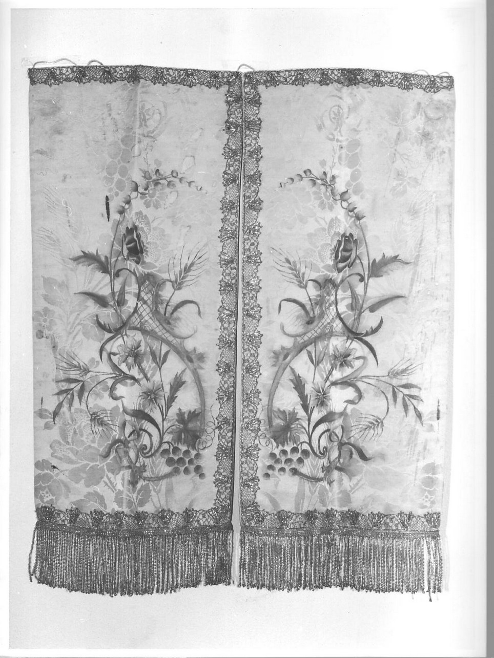 motivi decorativi vegetali (conopeo, opera isolata) - manifattura ligure (seconda metà sec. XIX)