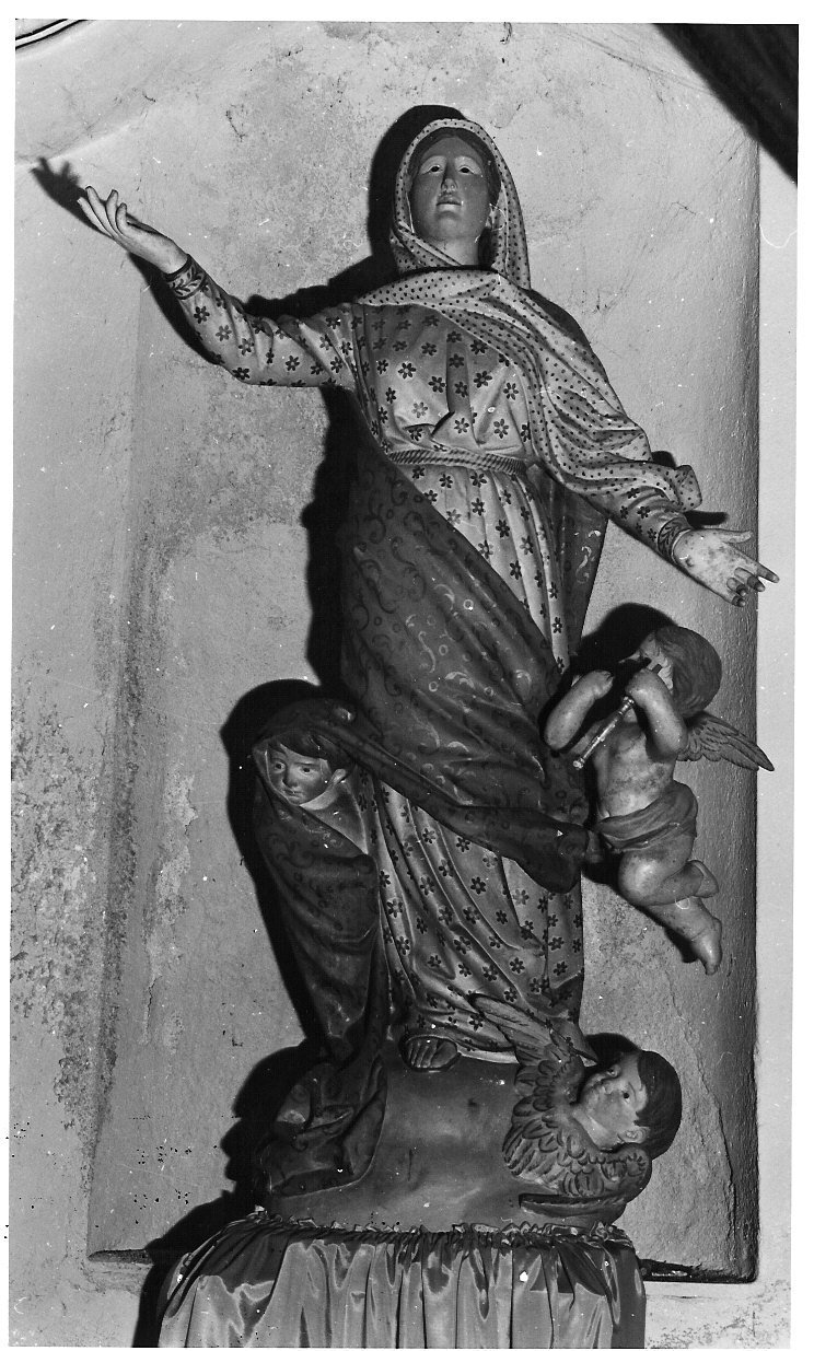 Madonna Assunta con angeli (statua, opera isolata) - bottega ligure (inizio sec. XX)