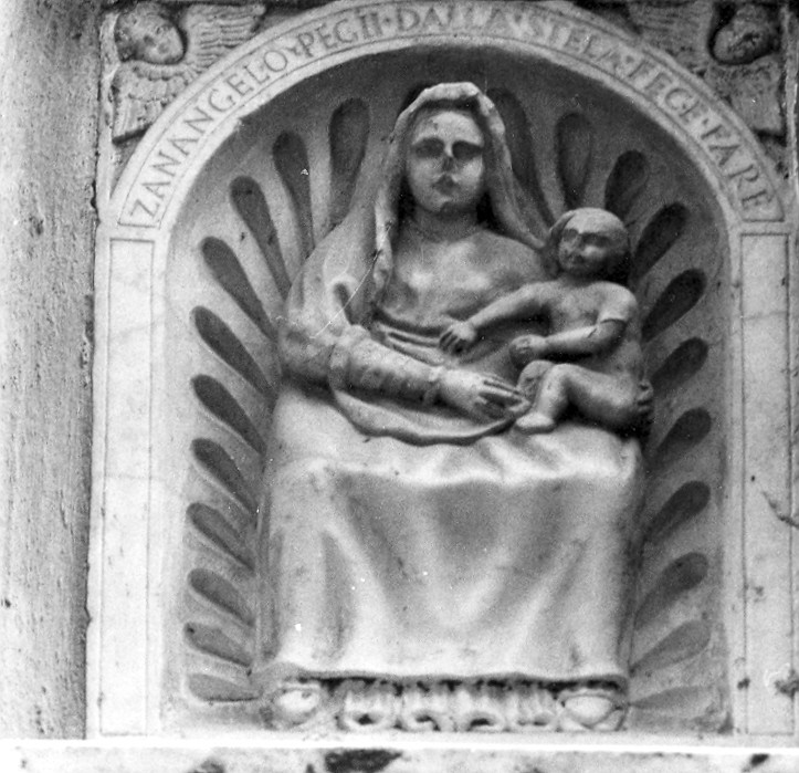 Madonna con Bambino (rilievo, opera isolata) - bottega italiana (sec. XVII)