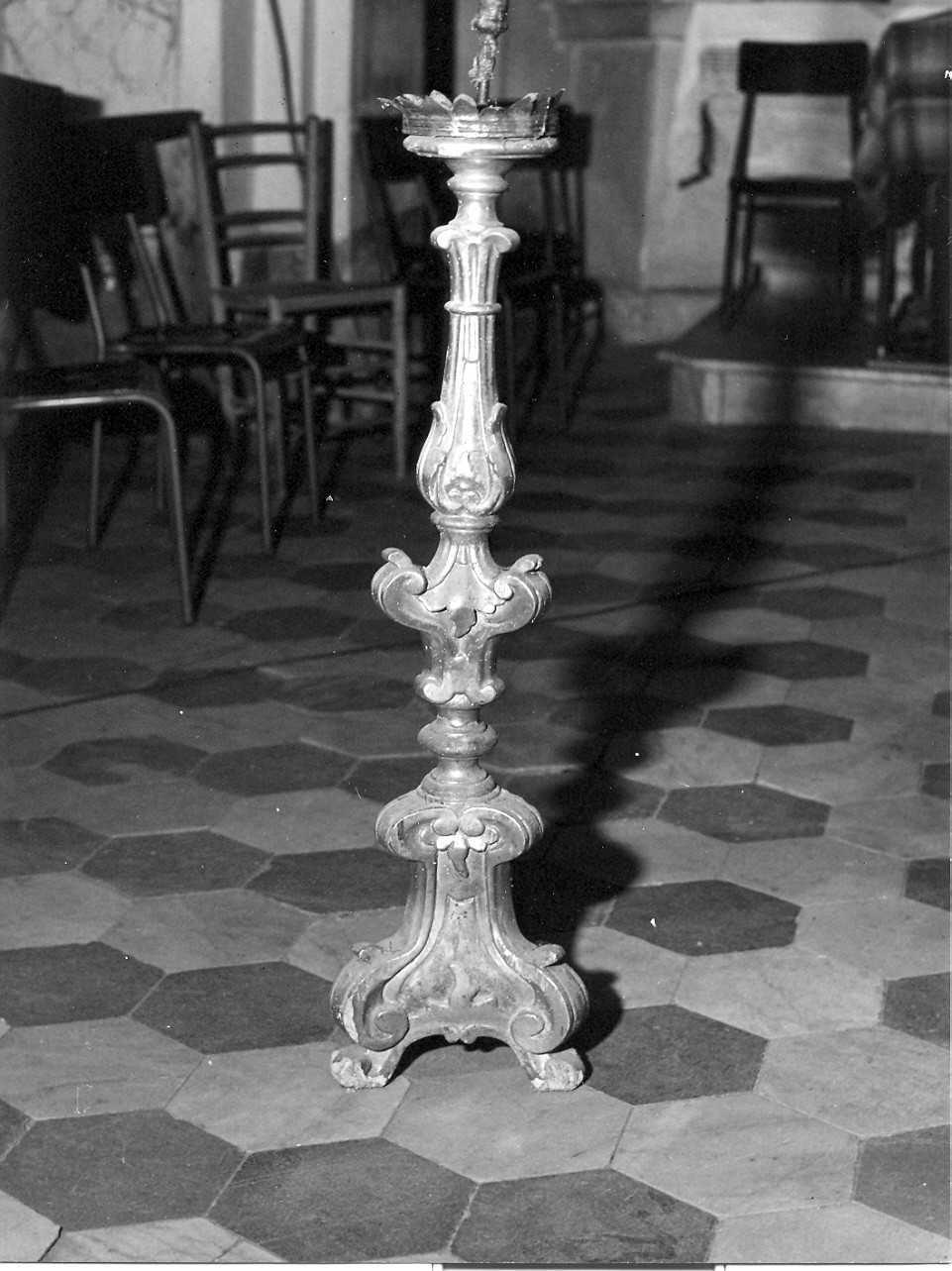 candeliere da chiesa, serie - bottega ligure (sec. XIX)