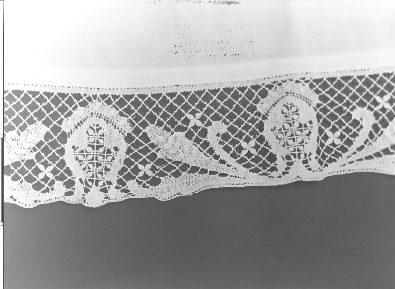 tovaglia d'altare, opera isolata - manifattura ligure (sec. XX)