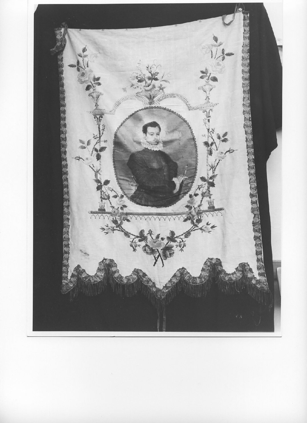 San Luigi Gonzaga (stendardo processionale, opera isolata) - manifattura ligure (primo quarto sec. XX)