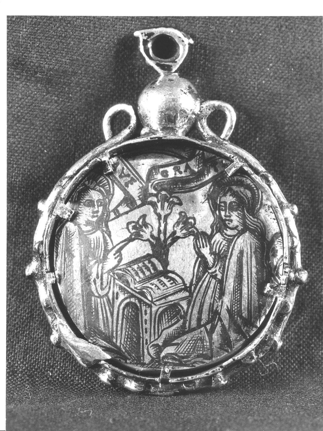 Annunciazione/ natività di Gesù (reliquiario a capsula - a pendente, opera isolata) - bottega Italia centro-settentrionale (prima metà sec. XVI)