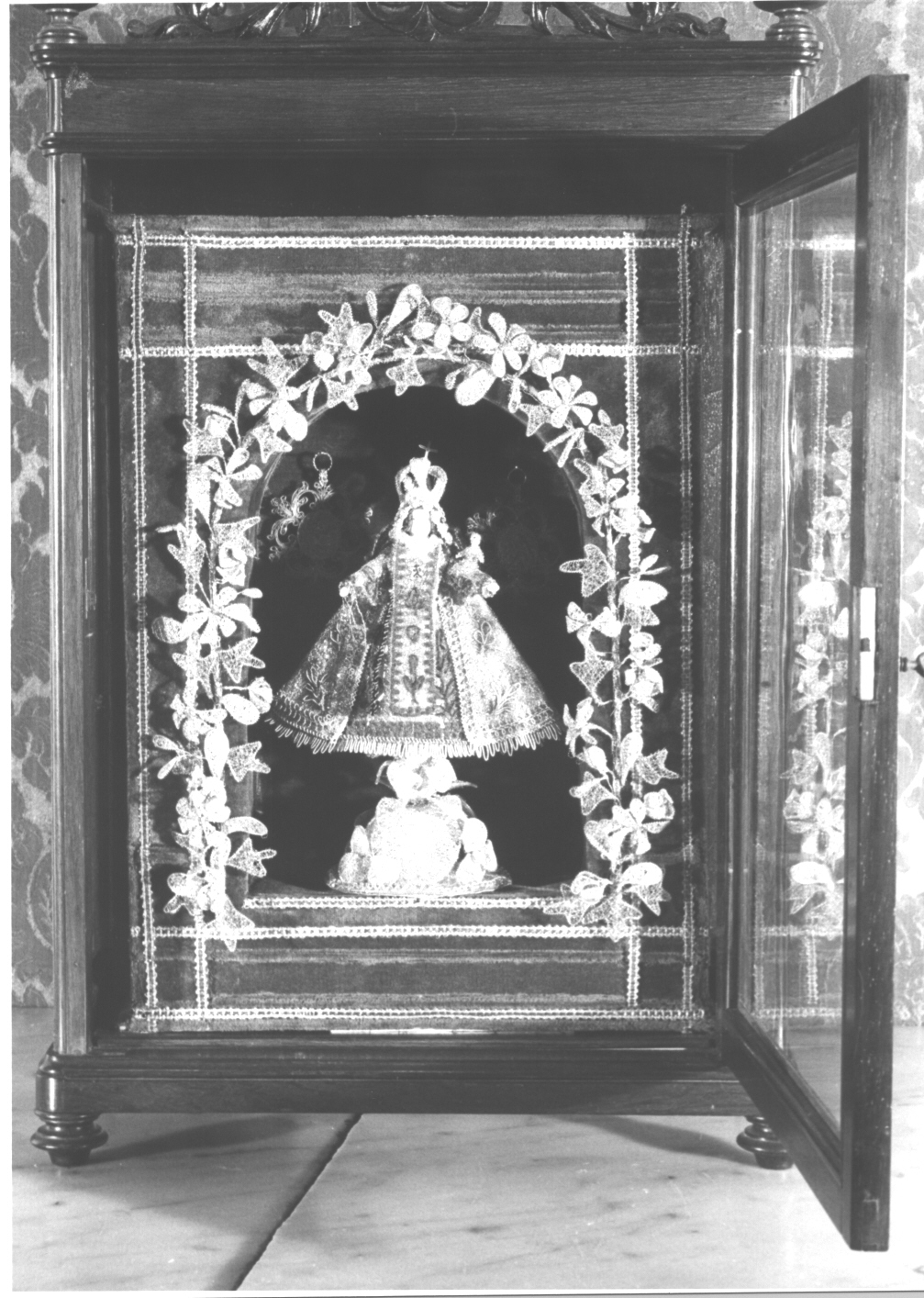 Madonna con Bambino (statuetta devozionale, elemento d'insieme) - bottega ligure (sec. XIX)