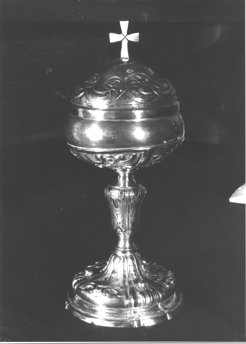 motivi decorativi vegetali (pisside, opera isolata) - bottega italiana (inizio sec. XVIII)