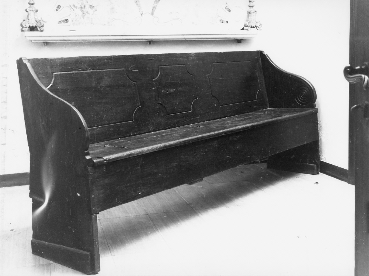 cassapanca, opera isolata - bottega ligure (prima metà sec. XIX)