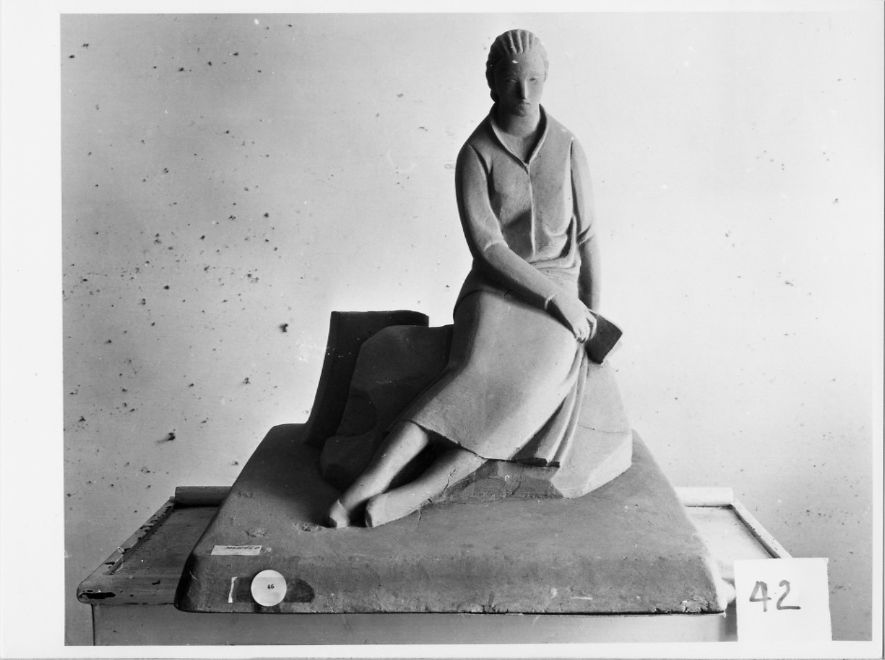 Solitudine, figura femminile (scultura, opera isolata) di Manifattura Fenice, Trucco Manlio (sec. XX)