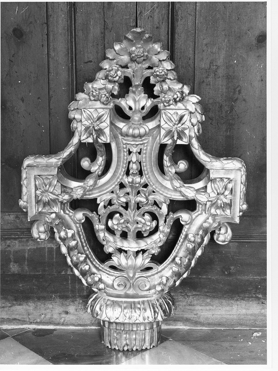 terminale - di croce, serie - bottega ligure (seconda metà sec. XIX)