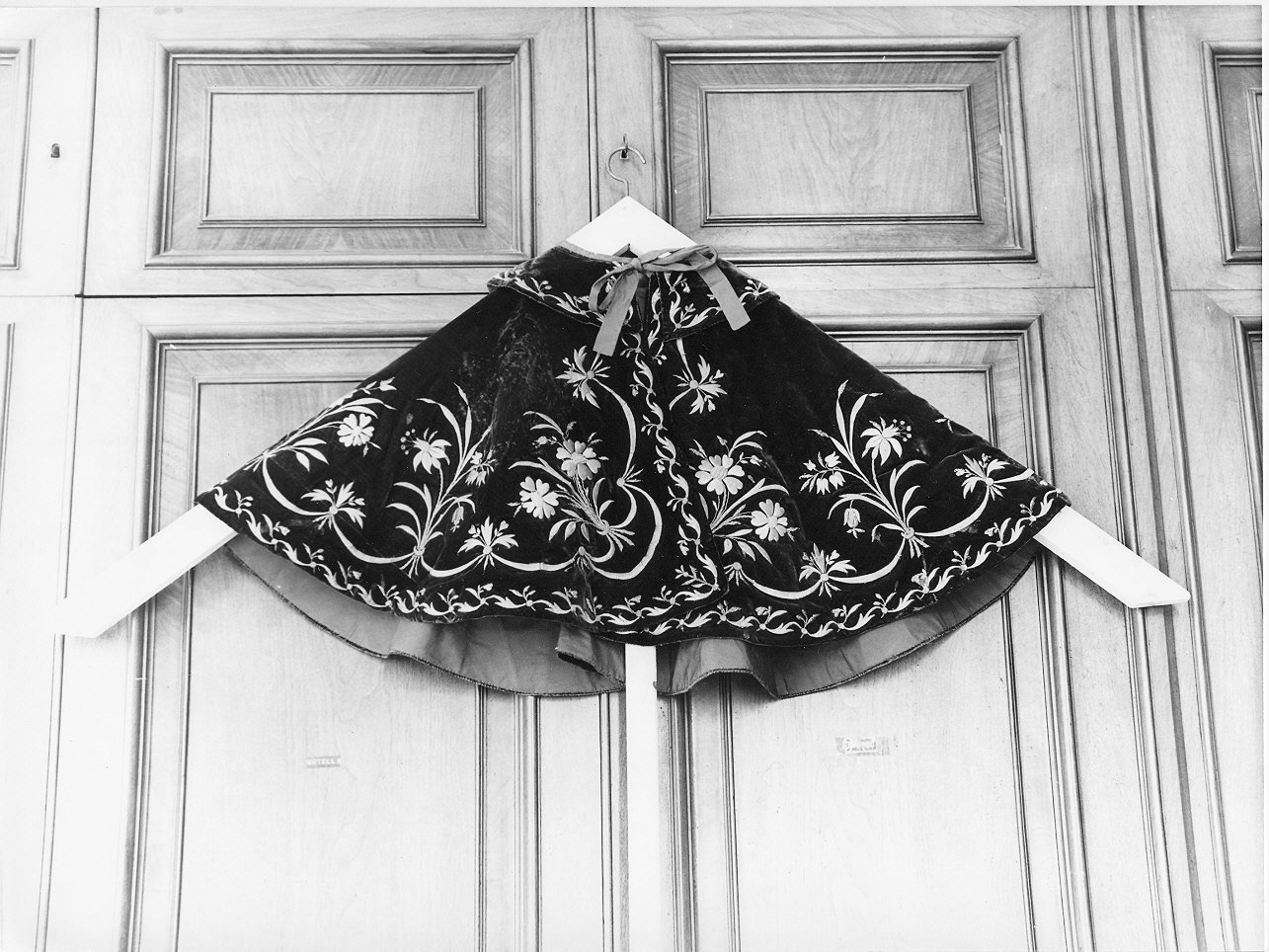 mozzetta di confraternita, coppia - manifattura ligure (inizio sec. XIX)